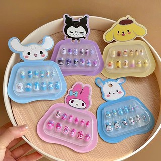 Set hình dán móng tay cho bé gái