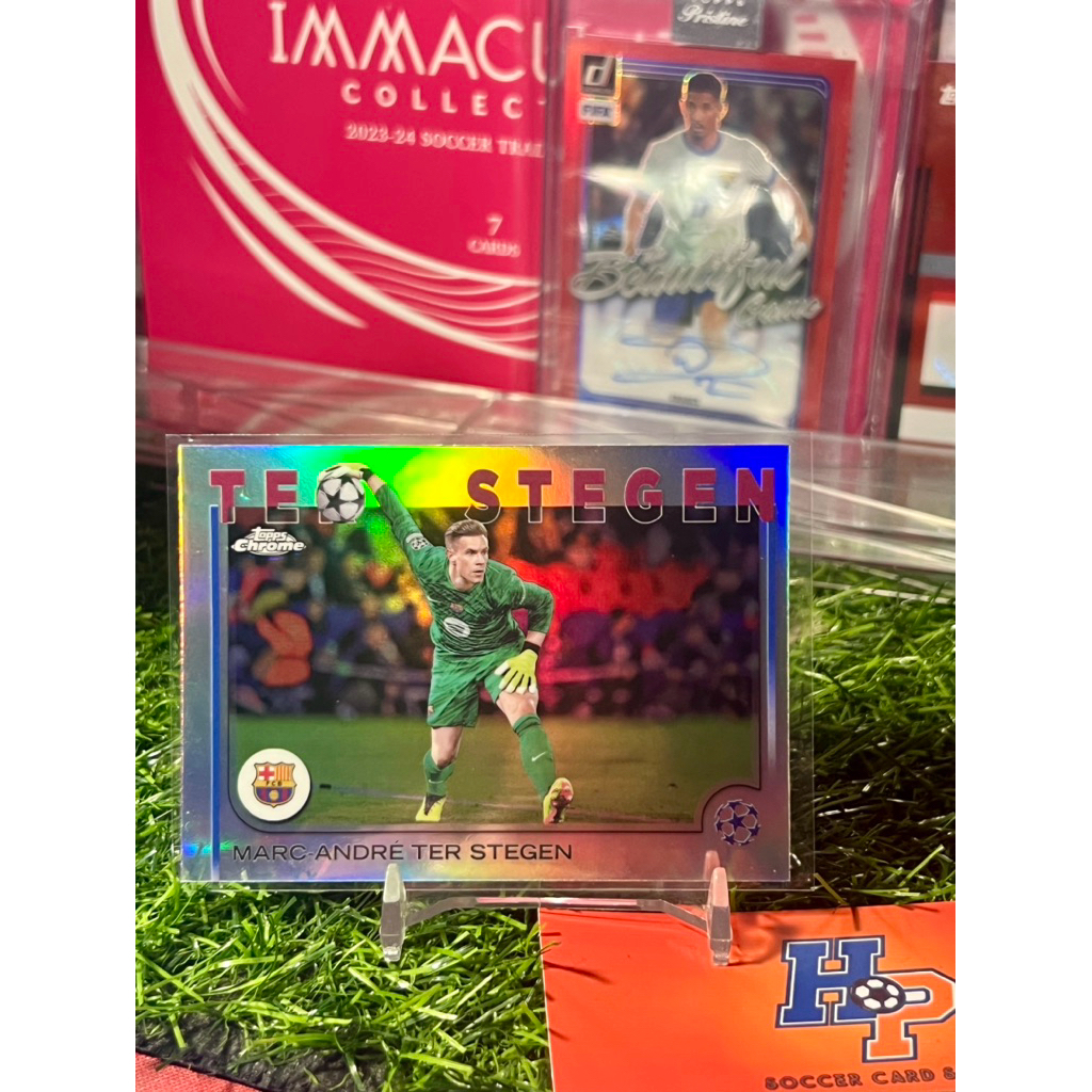 Thẻ bóng đá Ter Stegen Refractor Topps Chrome UCL 2024/25