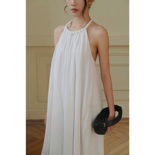 Đầm linen Mira Dress cổ yếm vặn thừng đầm suông xoè thoải mái mùa hè | Tranbe Local