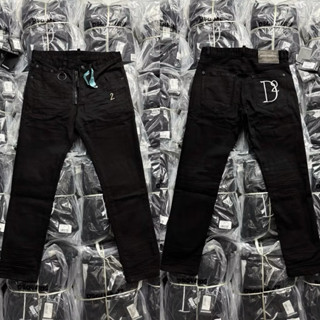 Quần Jean Đen Trơn DSQ Tang Sắt Túi Sau Thêu Logo D2 Siêu Đẹp Nét, Khoá Lệch Đính Kèm Tang QR Xanh