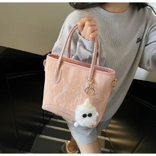 Túi xách nữ, túi đeo chéo kiểu dáng hàn quốc, trẻ trung tặng kèm charm gấu xinh xắn K712