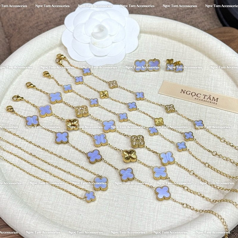 Bộ 3 món vòng cổ nữ bốn lá, Vòng tay cỏ 4 lá không han gỉ, khuyên tai màu XANH TÍM