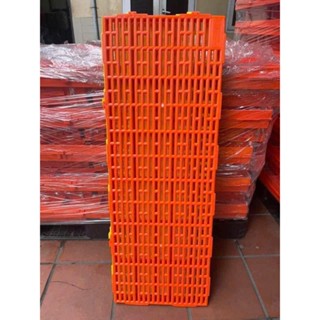 Tấm sàn nhựa 1m1 x 40cm nhựa nguyên snh CP có logo in trên sản phẩm