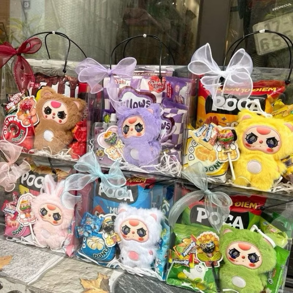 Túi quà mica bánh kẹo mix móc khoá gấu bông Bb3 đáng iu,_Quà tặng sinh nhật ,tốt nghiệp cho các bé