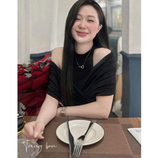  Áo kiểu nữ slay trễ vai cổ yếm chất mềm mát tay 