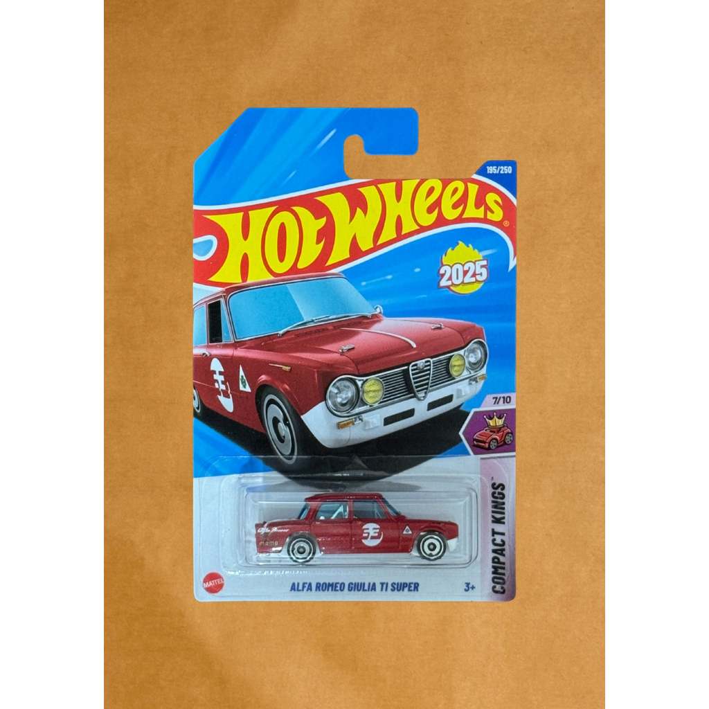 Xe mô hình Hot Wheels Alfa Romeo Giula TI Super