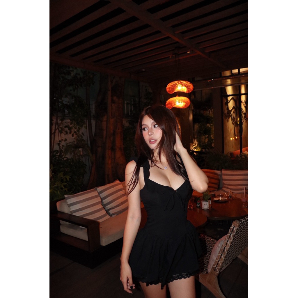 Đầm 2 dây bèo tùng xoè đen ByVeeStyle, Váy Ngắn Dáng Xòe Váy Xinh Nhẹ Nhàng Đi Chơi, Đi Dạo, Hẹn Hò | BigBuy360 - bigbuy360.vn