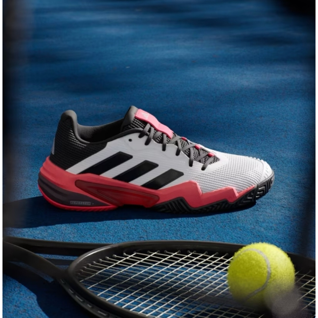 Gợi ý những mẫu adidas Barricade đáng mua nhất hiện nay