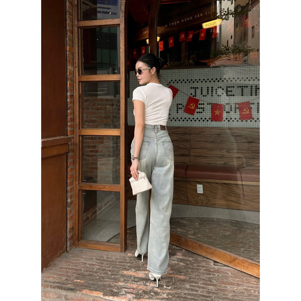 THE QUẠO - Quần Jeans Nữ Lưng Cao Ống Suông Dáng Dài Thêu Túi R0910_536 | BigBuy360 - bigbuy360.vn