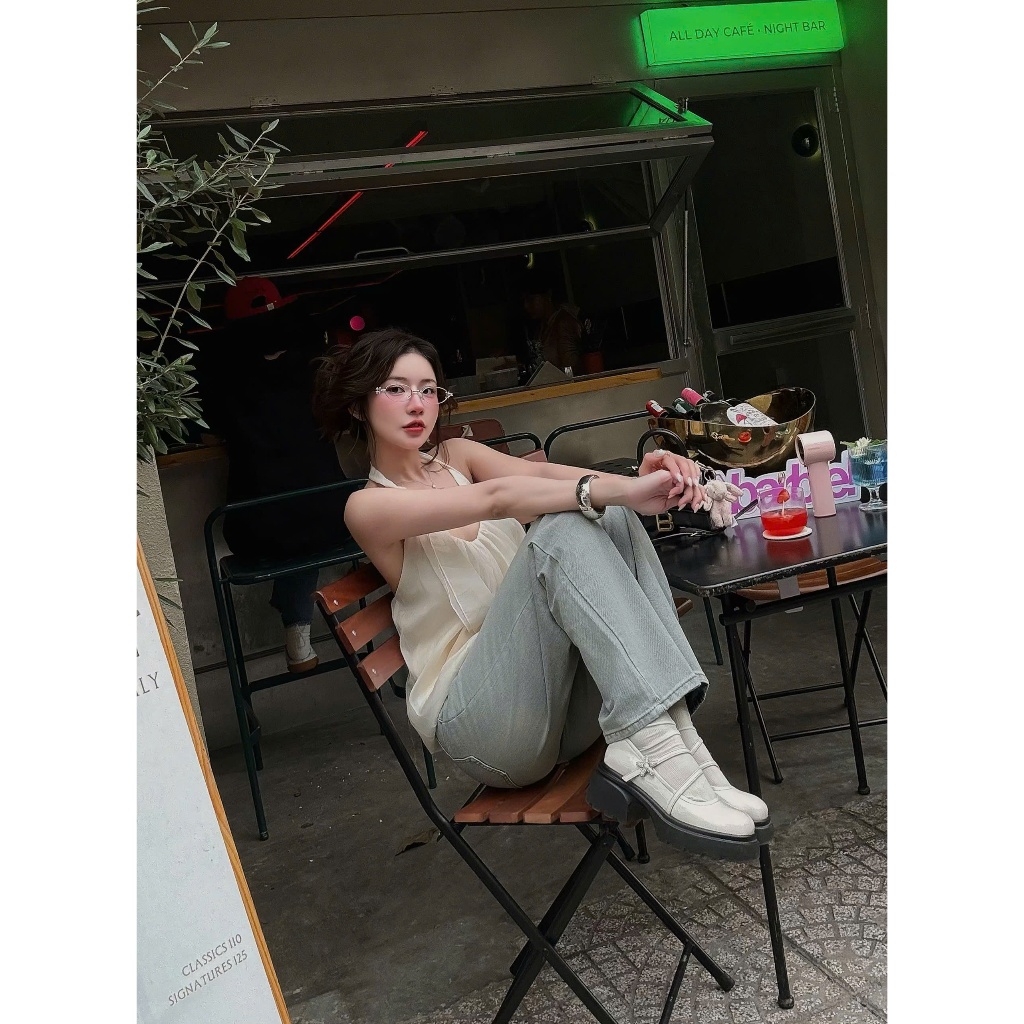 THE QUẠO - Quần Jeans Nữ Lưng Cao Ống Suông Dáng Dài Thêu Túi R0910_536 | BigBuy360 - bigbuy360.vn