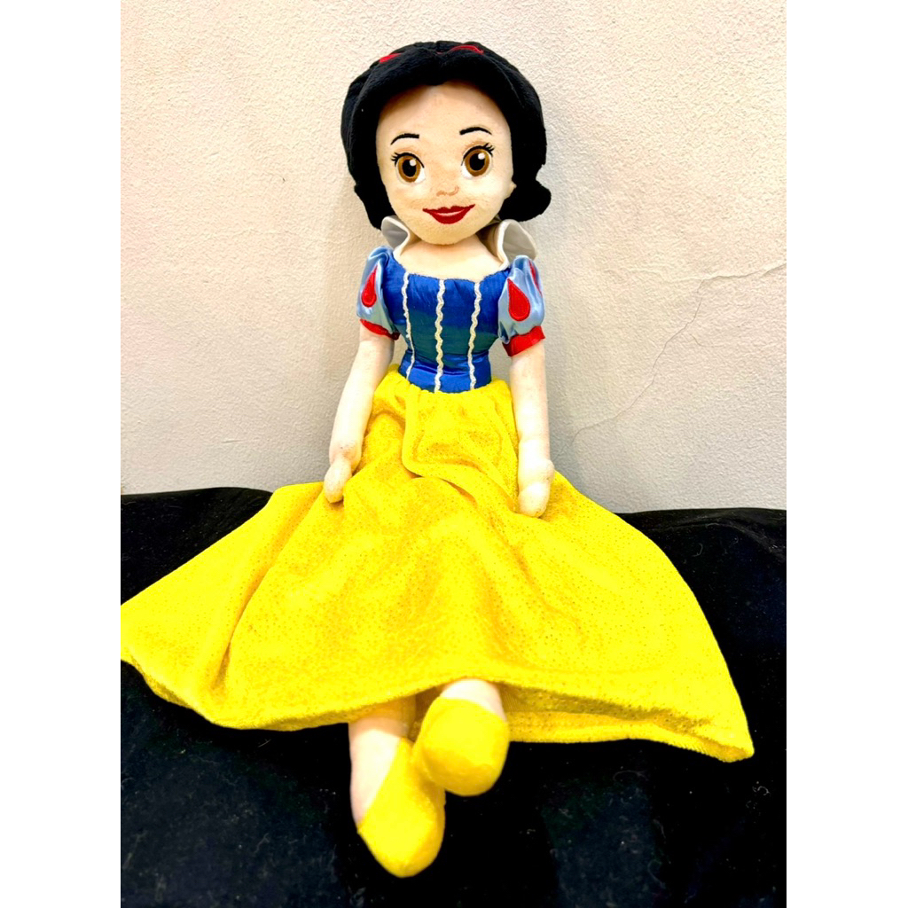 Gấu bông công chúa bạch tuyết