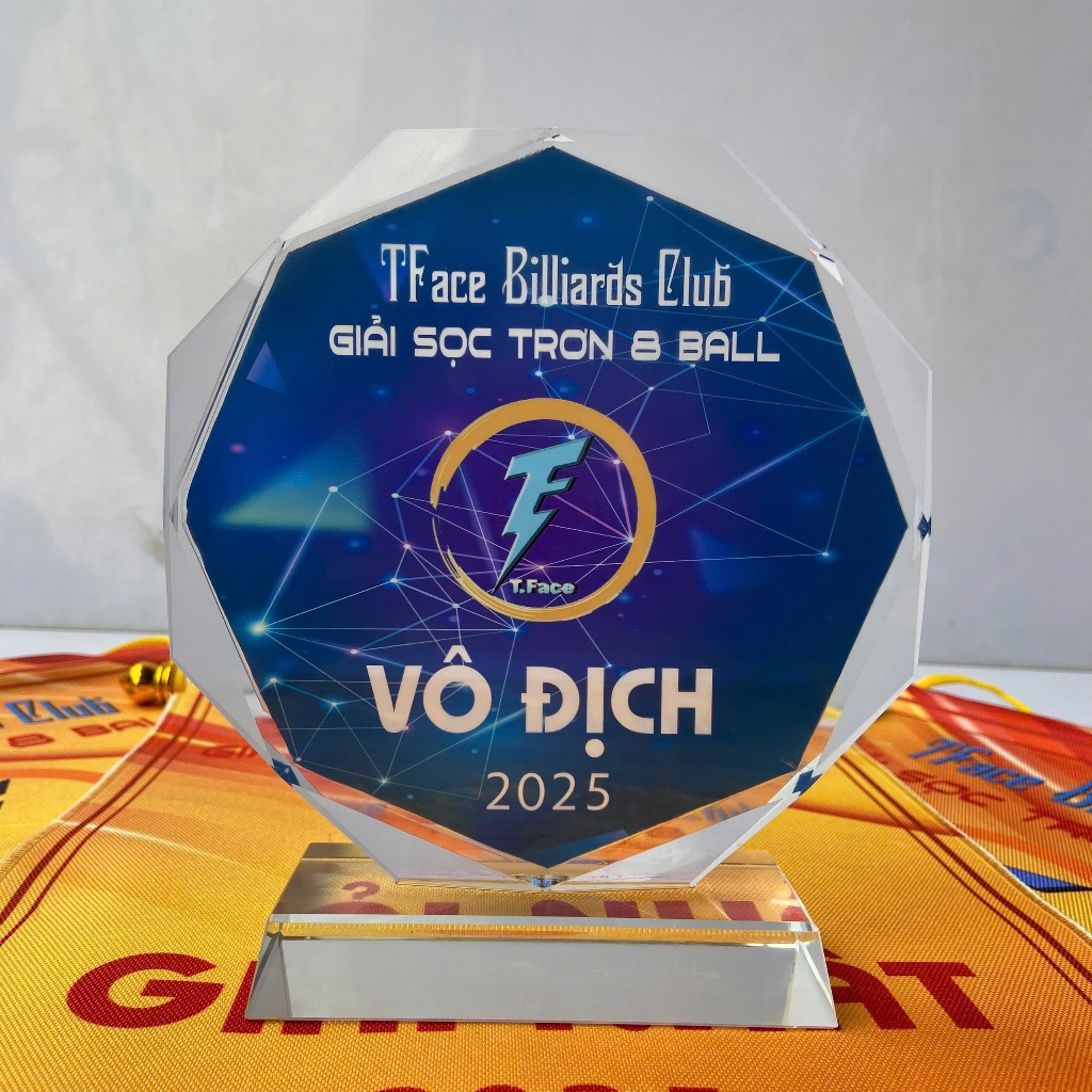 Kỉ niệm chương phale bát giác, quà tặng phale giá rẻ