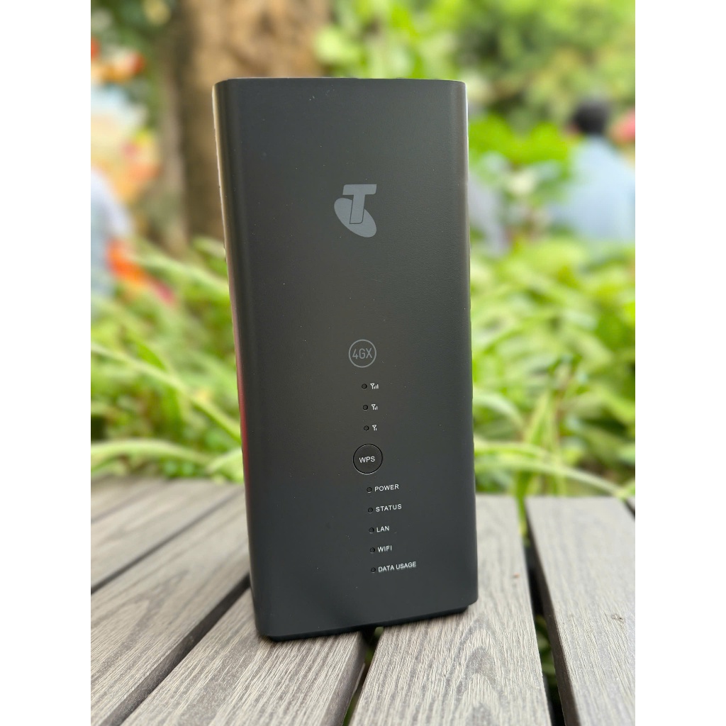 Bộ phát Wifi 4G B618 tốc độ download 600Mbps LTE CAT11, Hỗ Trợ 64 Users, có cổng tel, Wan lan