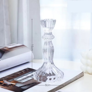 Chân nến đơn thủy tinh hoa văn xoắn