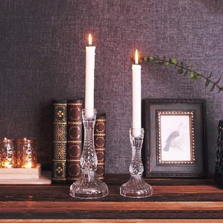 Chân nến đơn thủy tinh hoa văn xoắn