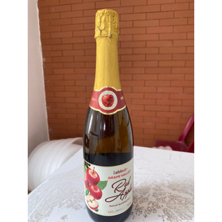 Nước Trái Cây Có Ga GRAPE VALLEY 750ml- Táo Đỏ