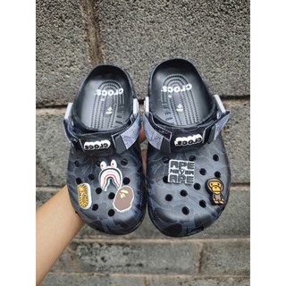 Dép đi biển bape dép sục cross bape màu đen làm từ EVA cao cấp êm chân và thoáng khí 