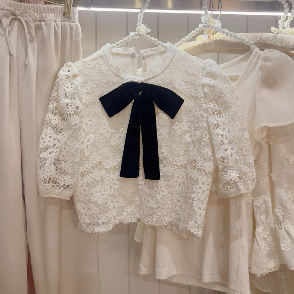 ÁO REN SWAN HOUSE BY LIBRE SIZE M PASS