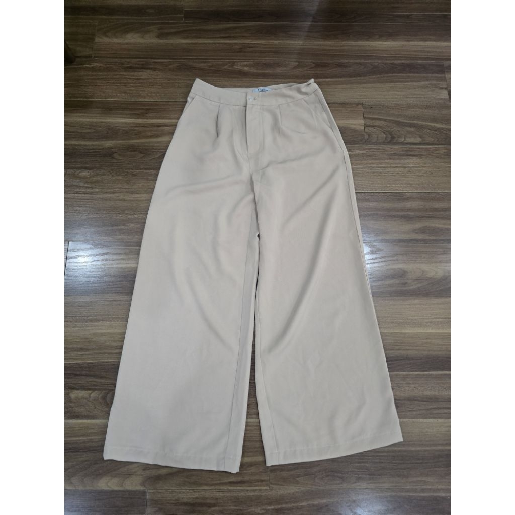 Quần dài ống xuông LIIN Clothing size S