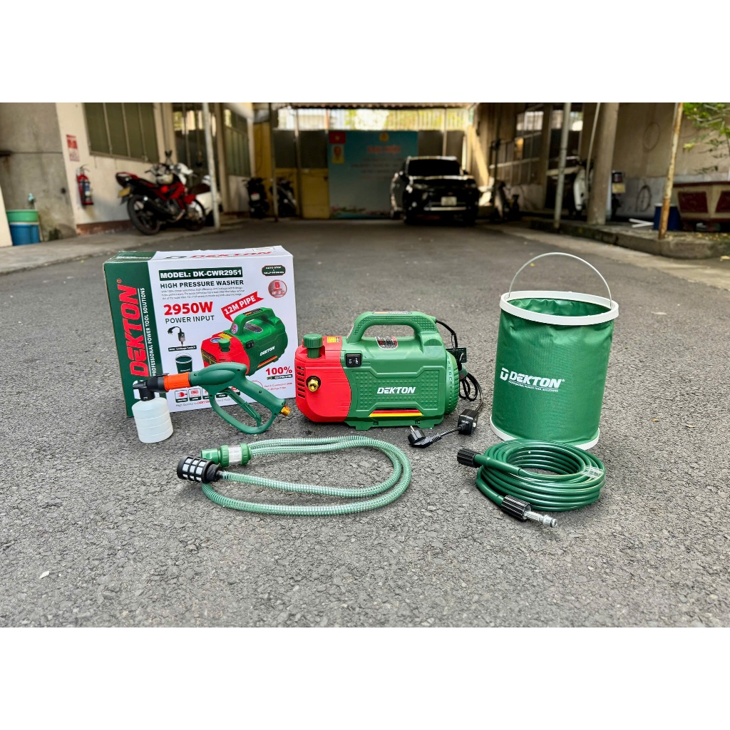 Máy rửa xe chỉnh áp chống giật DEKTON DK-CWR2951, Công suất lớn 2950W