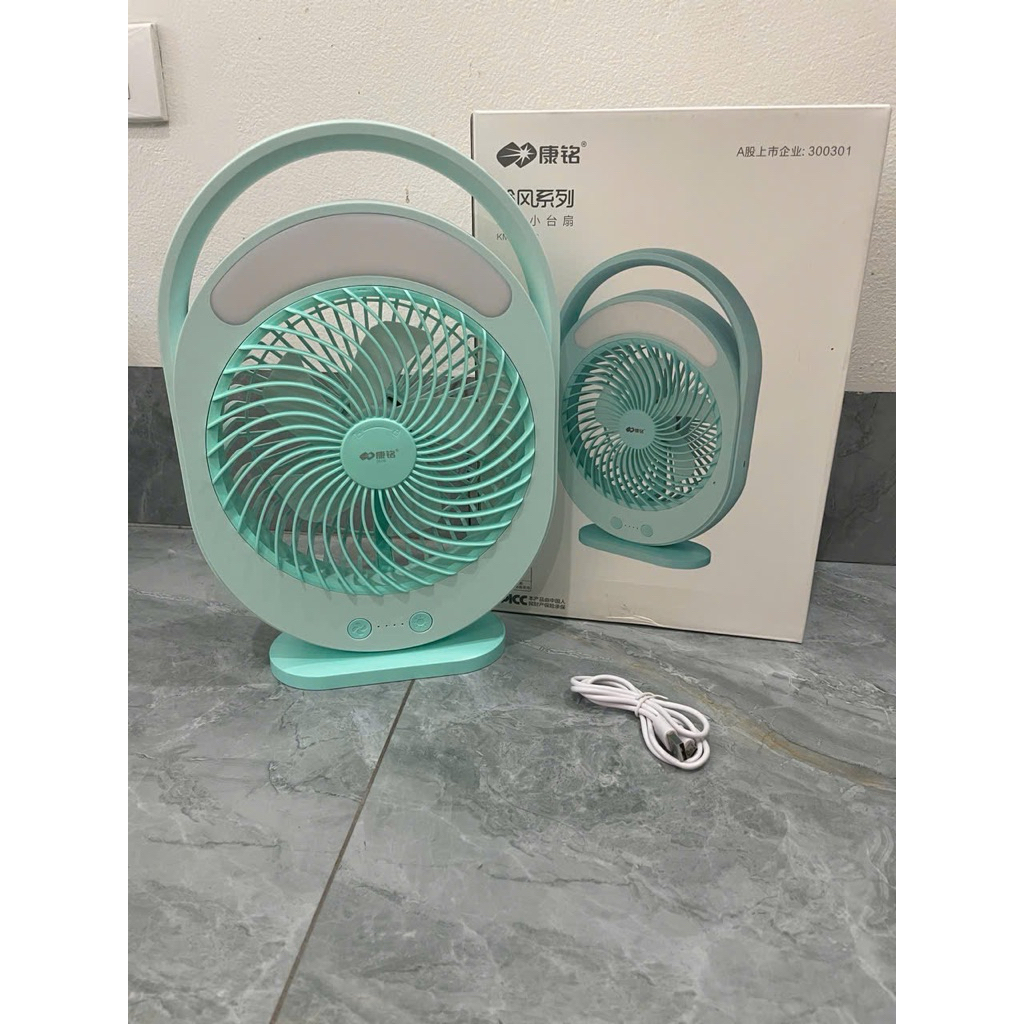 QUẠT SẠC TÍCH ĐIỆN CÓ ĐÈN LED SÁNG KM-F0336 MÀU XANH LỤC BẢO | BigBuy360 - bigbuy360.vn