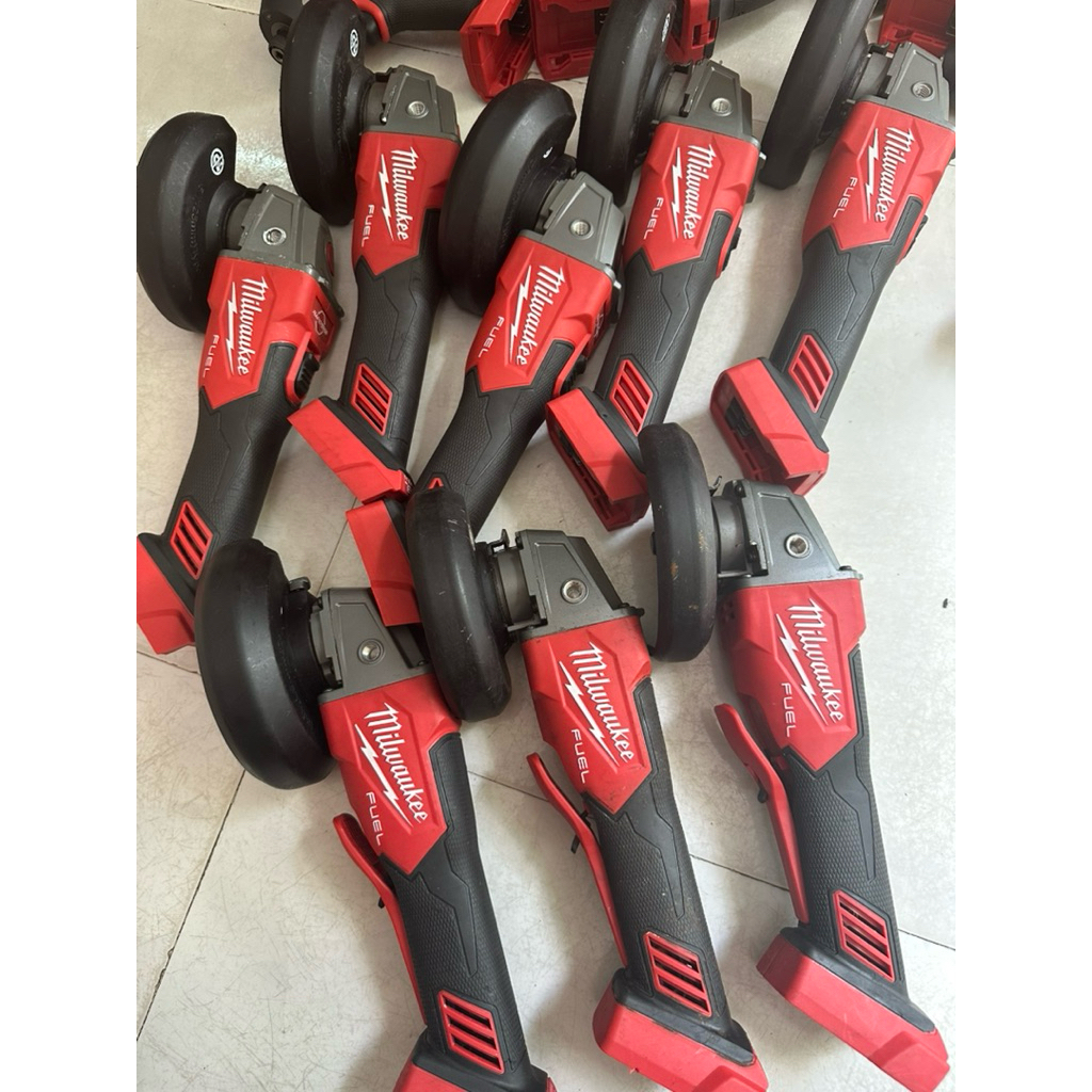 Máy mài milwaukee M18 2880-20, 2881-20 Chính hãng hàng bãi tuyển lựa Êm mạnh, thắng từ 0971.72.70.74