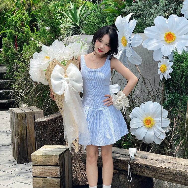 Váy kẻ hai dây phối nơ ngực dáng đuôi cá xếp ly phong cách tiểu thư Hàn Quốc 24Febstudio VN99 | BigBuy360 - bigbuy360.vn