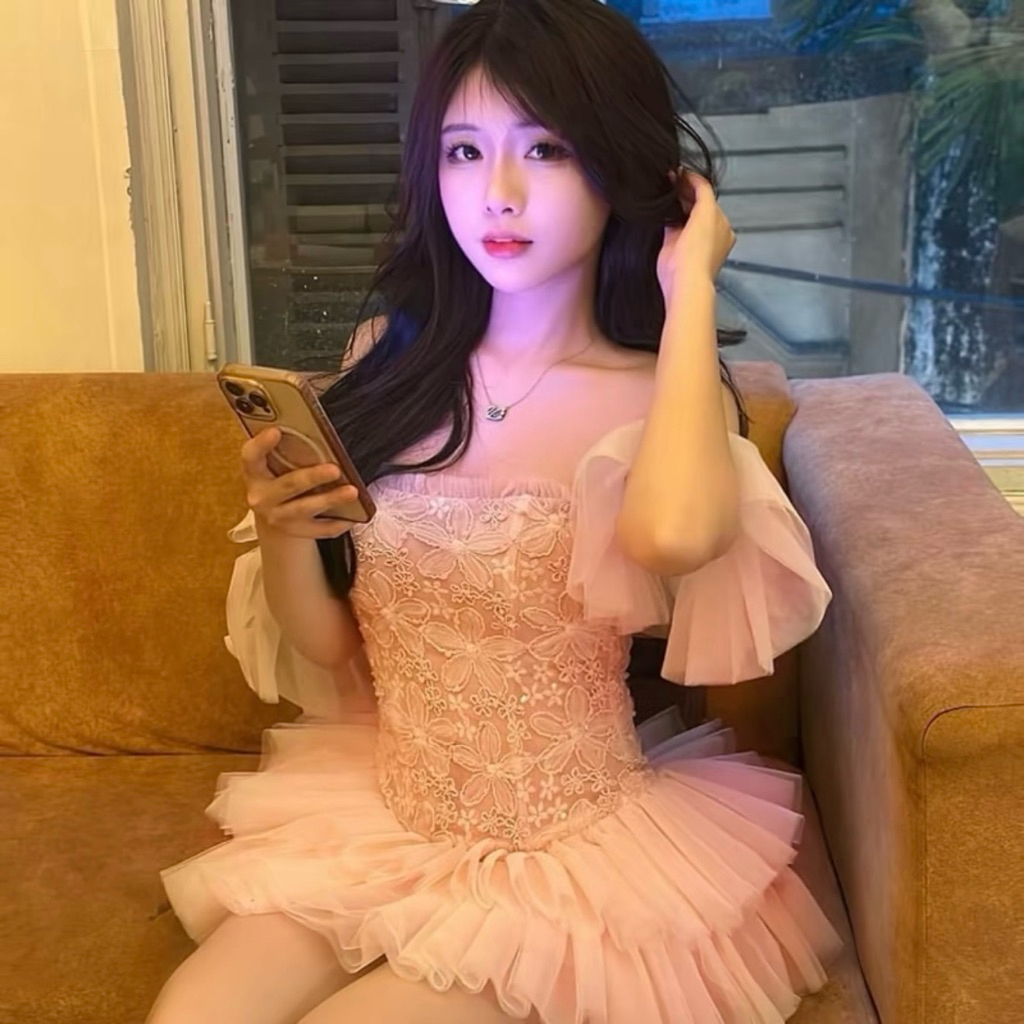 VÁY REN HOA TIỂU THƯ TAY CÁNH TIÊN hoa "REN NỔI"  PHỐI TÙNG LƯỚI 2 TÂNG BÁNH BÈO SANG CHẢNH | BigBuy360 - bigbuy360.vn