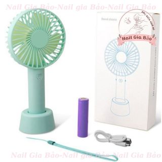 quạt cầm tay thổi mi có 3 cấp tốc độ từ nhẹ đến mạnh quạt có dùng pin cell ( Gia Bảo )