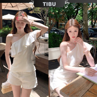 Set Áo Lệch Vai Phối Quần Sort TIBU Set Đồ Nữ Đơn Giản Đi Chơi Dạo Phố Xinh Xắn B549