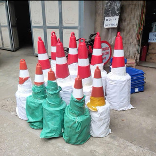 Cọc Tiêu Giao Thông Phản Quang Ba Kích Thước (55-65-75)cm