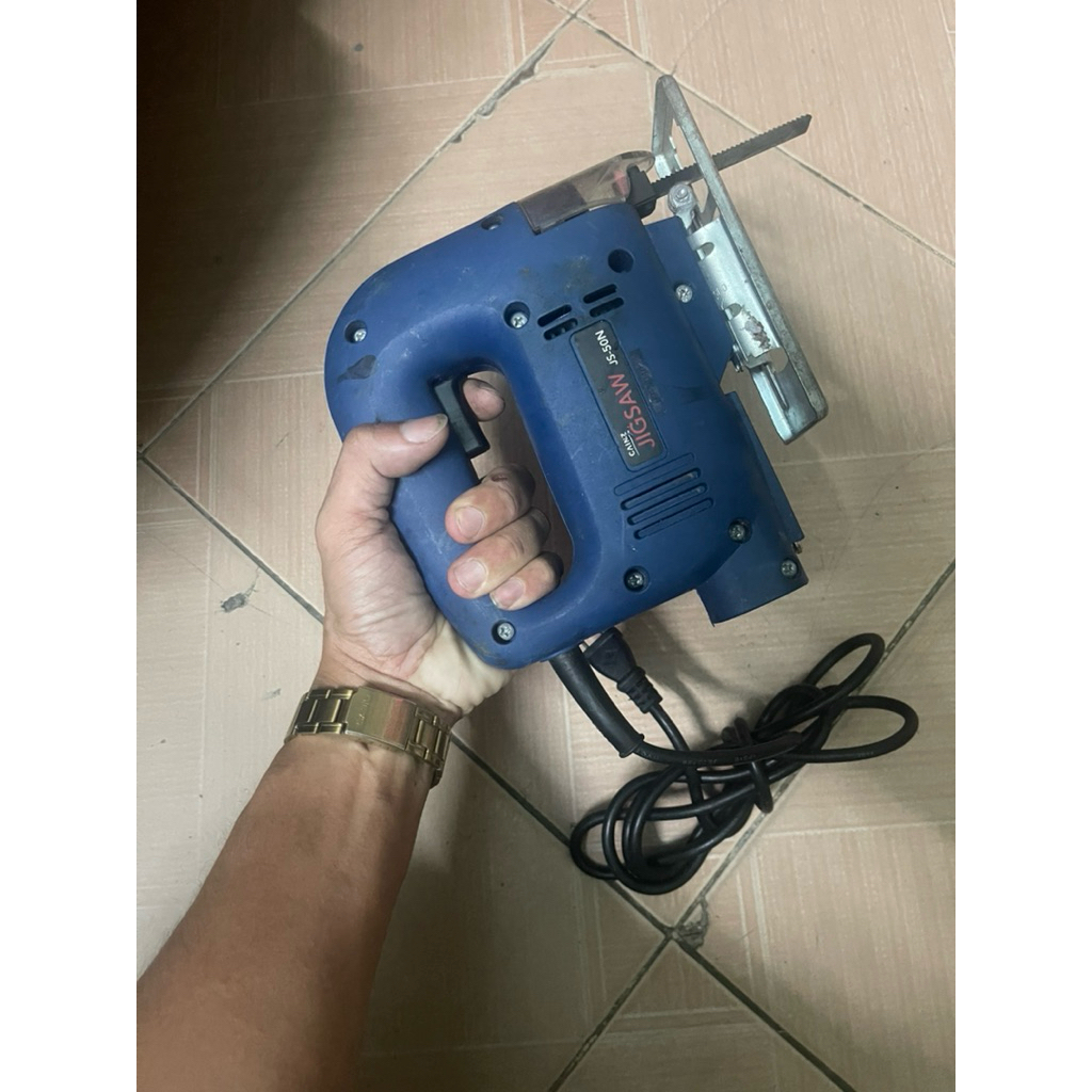 máy cưa lộng nhật bãi ( điện 110v ) sài tốt