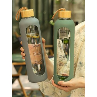Cốc nước thủy tinh 1000ml với thang đo thời gian với nắp tre nắp bảo vệ silicon thể thao thể dục ngoài trời
