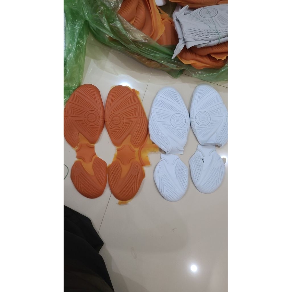 đế giày asics chuyên bóng chuyền