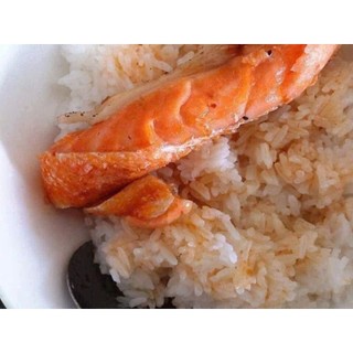1kg Lườn cá hồi . khay 500g. (giao hỏa tốc)