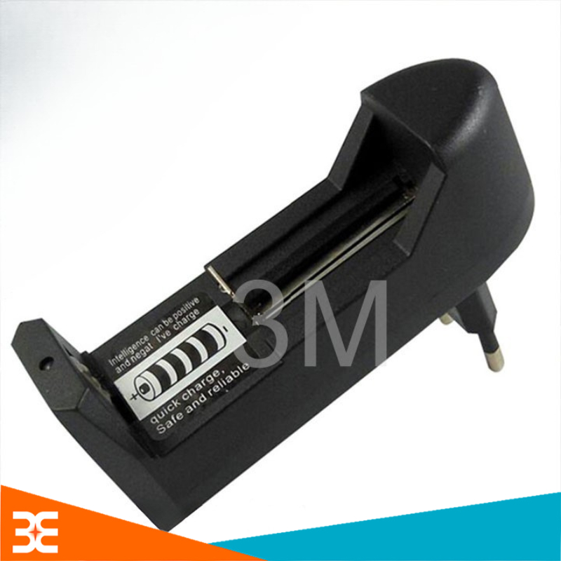 Bộ Sạc Pin Đa Năng 18650 1 Pin
