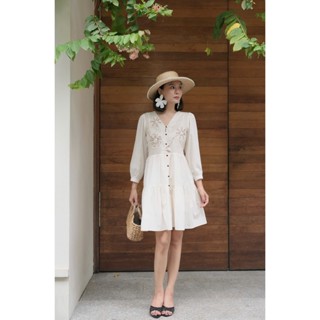 Váy Babydoll Nữ Dáng Lửng Dài Tay SHEMODA Blooming Dress Hoạ Tiết Thêu Hoa Dáng Trẻ Trung (Tặng Kèm Belt)