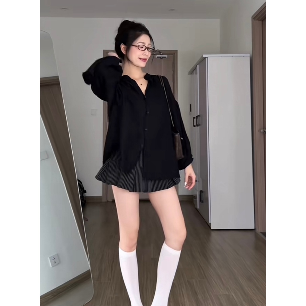 [VIDEO/ SẴN] SET ÁO SƠ MI TAY BỒNG CHẤT ĐŨI CỔ TÀU MIX CHÂN VÁY KẺ XẾP LY XOÈ BỒNG 2MONDAY S44 | BigBuy360 - bigbuy360.vn