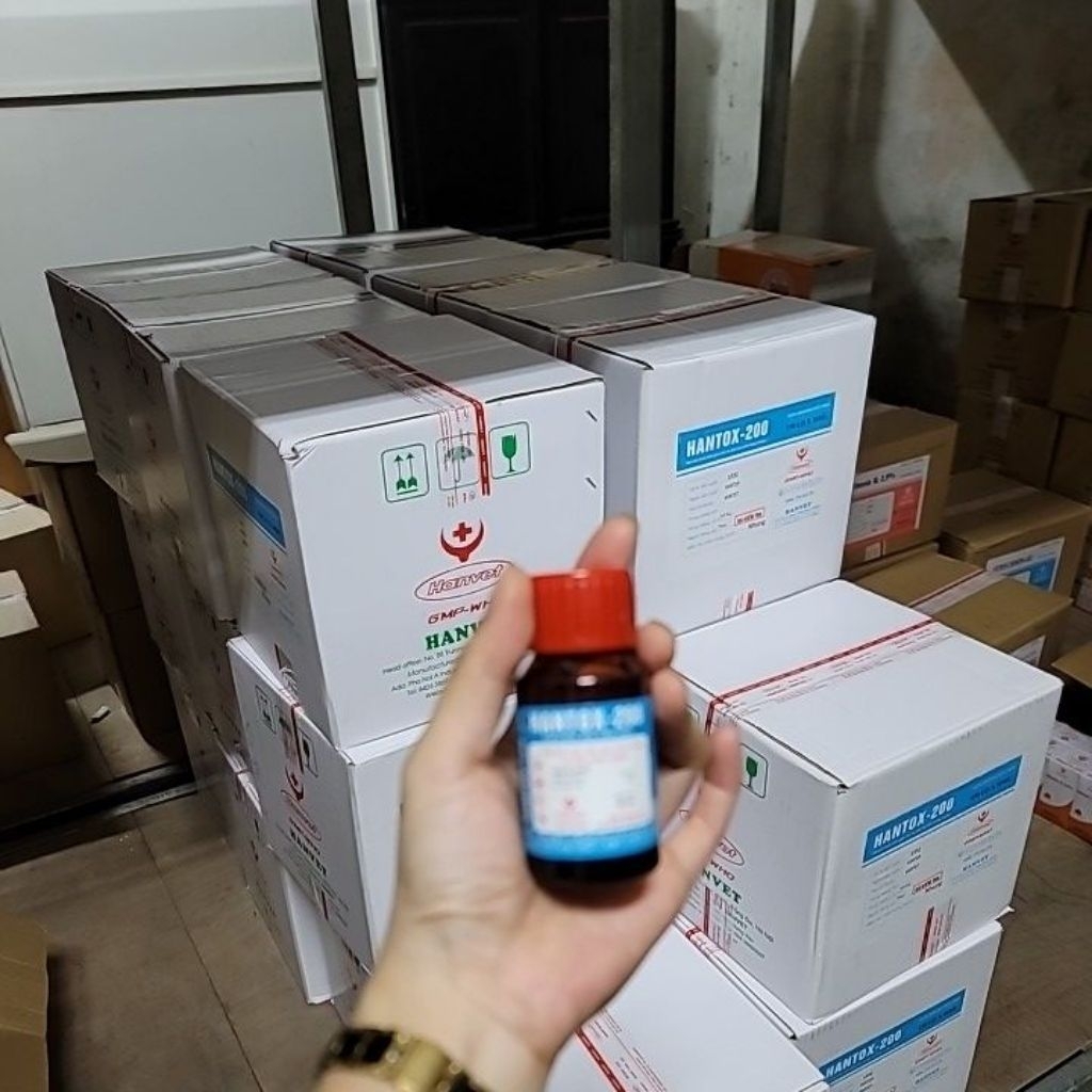 Hantox-200 (50ml) pha nước phun xịt diệt ruồi, nhặng, kiến, gián, muỗi, mòng, bọ chét, ve, rận, mạt gà.