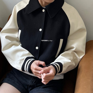 Áo khoác bomber tay da SPAO Varsity Crop SPJAE49G01