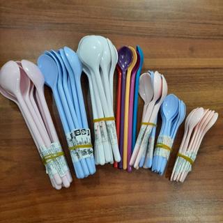 01 Chiếc Thìa Cho Bé hàng Thái Lan đủ loại nhỏ - to, cán dài ,cán ngắn để lựa chọn