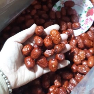 [Hàng mới )Thùng 10kg táo đỏ tân cương size trung