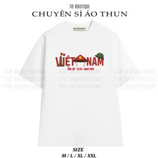 VN - Áo thun Việt Nam Độc Lập Tự Do Hạnh Phúc Chữ Đỏ Nổi Bật Kèm Nón Lá Và Mũ Cối