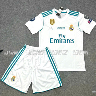 Quần áo bóng đá CLB Real Marid Retro màu trắng vô địch mùa 2017 vải thái mịn thấm hút mồ hôi