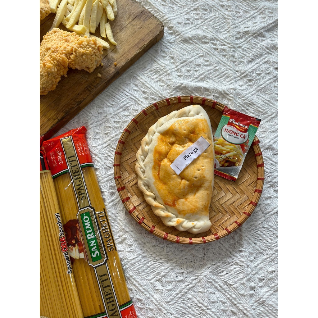 [Pizza gối hoả tốc] 01 Pizza Gối vị Gà, pizza đông lạnh, bột mì hảo hạng, phô mai thơm ngậy, 230g