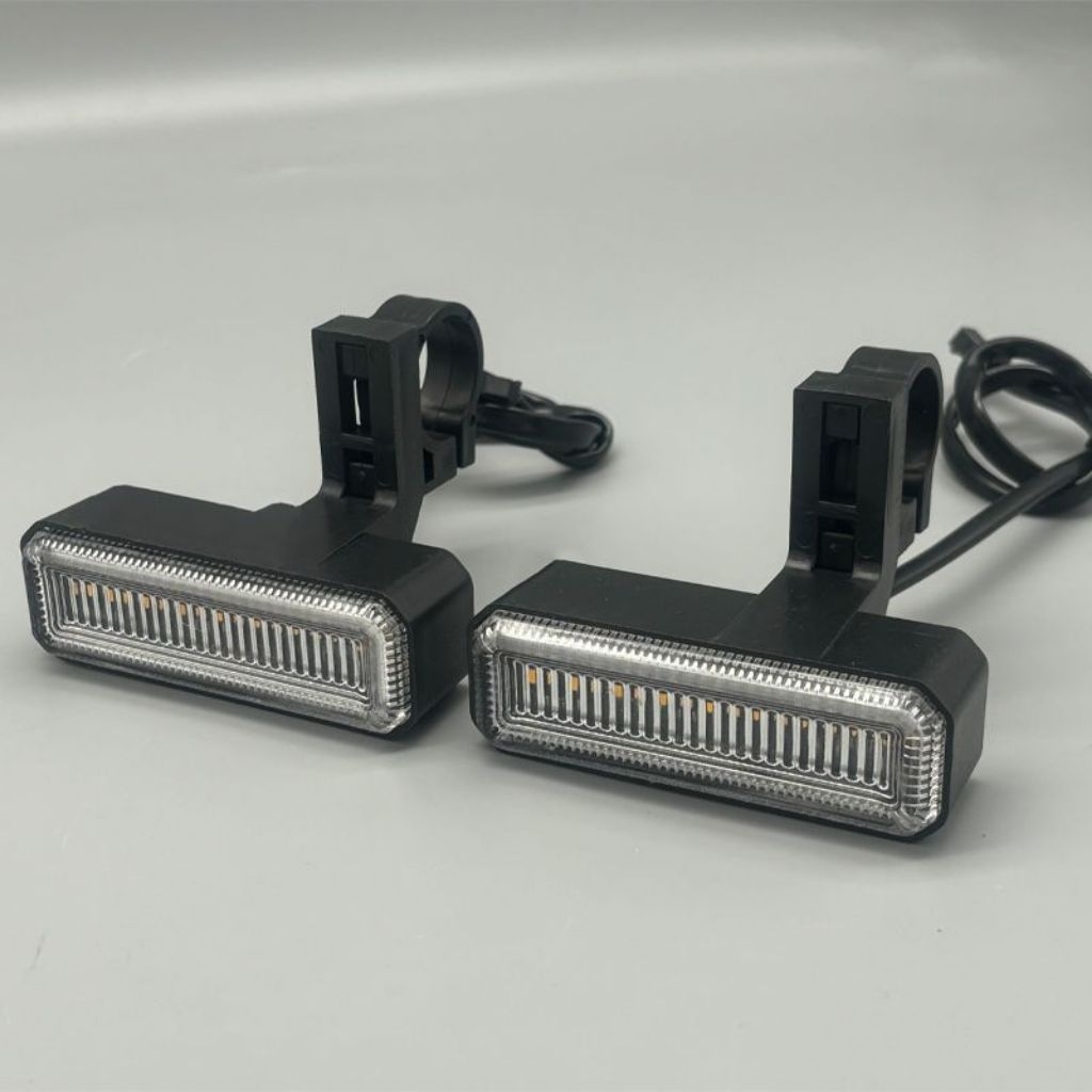 đèn xi nhan xe điện 1 cặp，xi nhan xe điện 48v/60v,đèn báo rẽ, gắn ghi đông xe đạp điện,phụ tùng phụ 