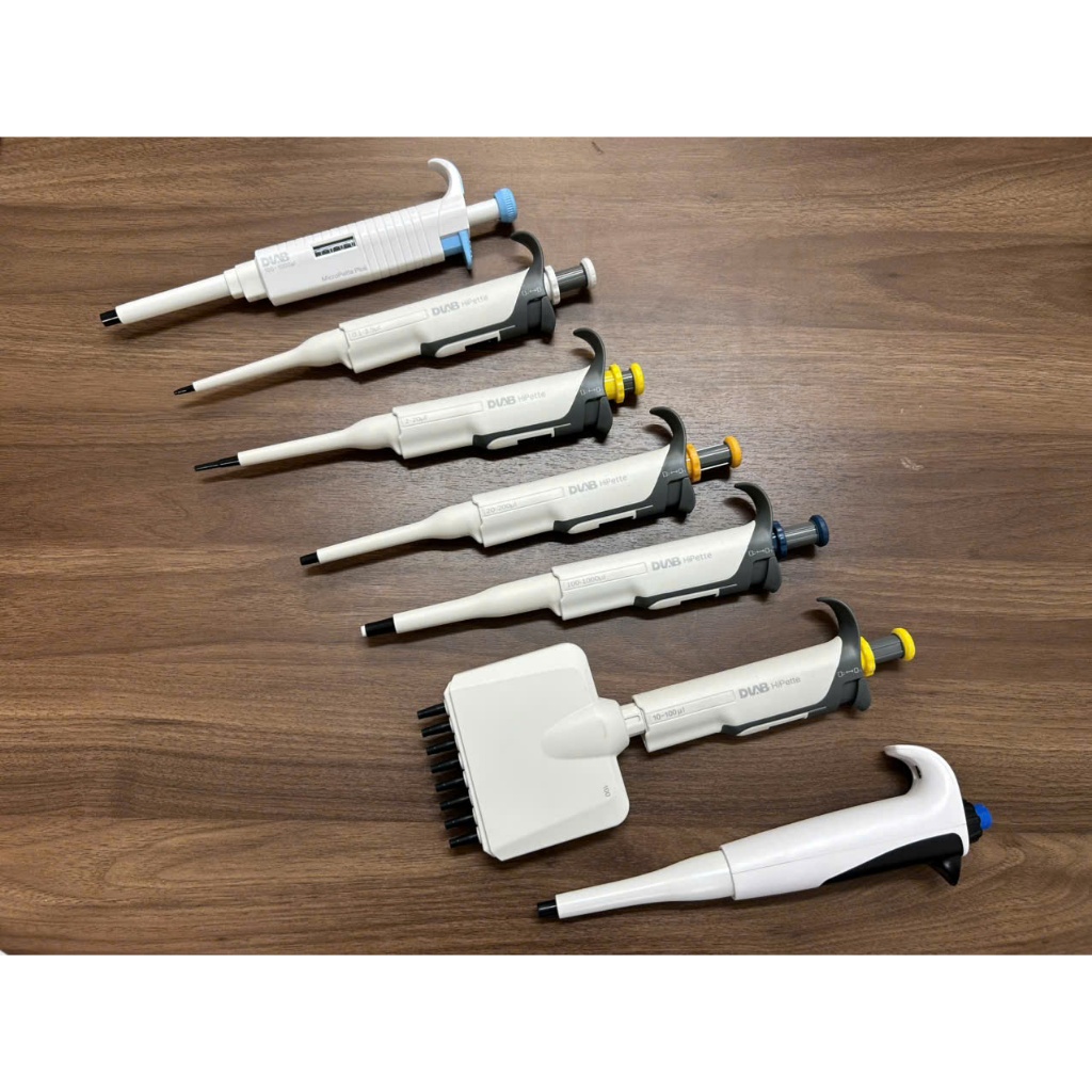 🔬 Micropipette HiPette 0,1-10 mL – Dòng Pipet Cao Cấp Từ DLAB 🔬