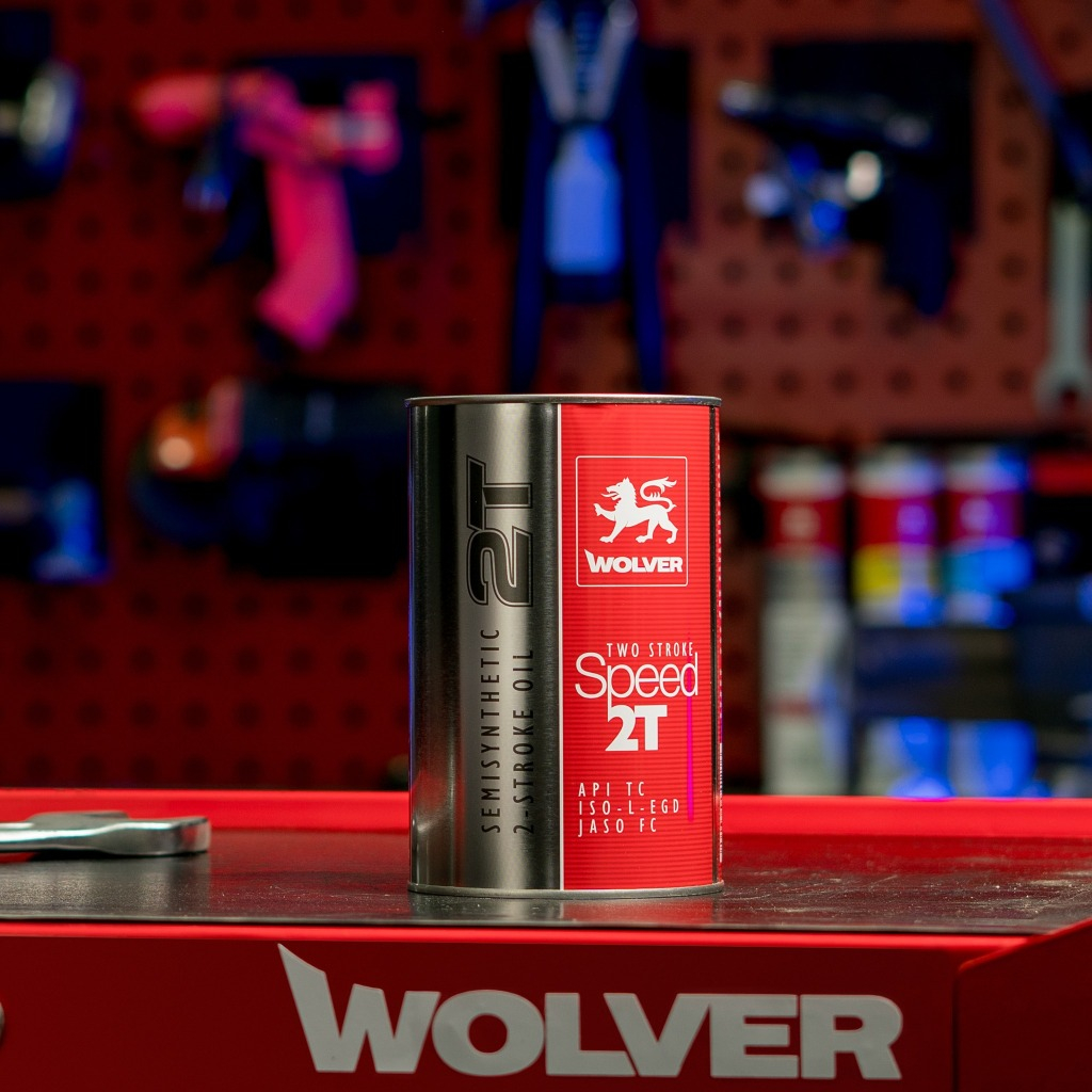 ( Sỉ Thùng) - Thùng nhớt Wolver 2 THÌ - WOLVER SPEED 2T- WOLVER 2T - THÙNG 12 LON 1L