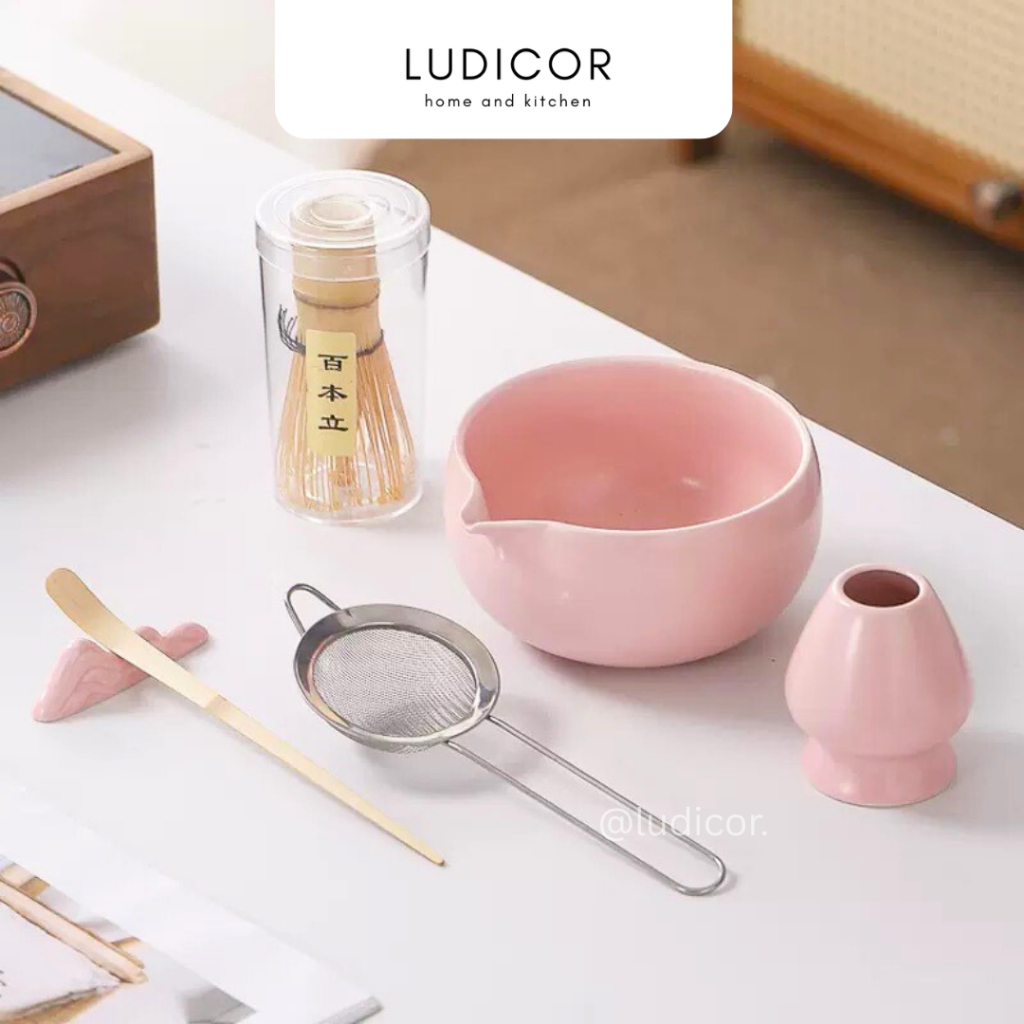Bộ dụng cụ pha matcha màu hồng BLUSH PINK Ludicor gồm chawan hồng, chasen kèm rây lọc