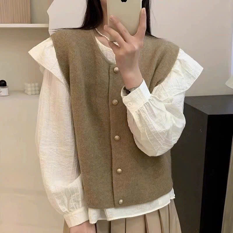 Áo Gile Len Màu Trơn Dáng Vừa Cài Khuy Đồng, Cổ Tròn Nữ Tính Phối Sơ Mi Phong Cách Vintage Chất Len Lông Thỏ Shopquacam | BigBuy360 - bigbuy360.vn